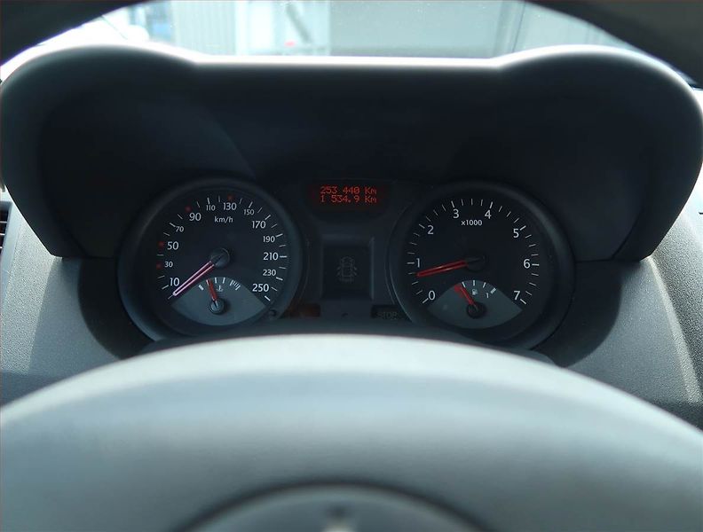 Renault Mégane (2004) Confort 1.6 16V , nová STK - fotka 11 z 15