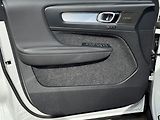 Volvo XC40 (2026) ULTRA B4, 360°, PIXEL LED, BLA - náhled 7