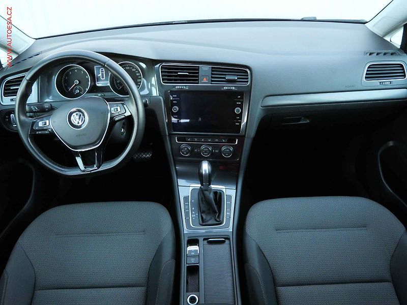 Volkswagen Golf (2017) 1.4TSi, Comfortline, DSG - fotka 8 z 23