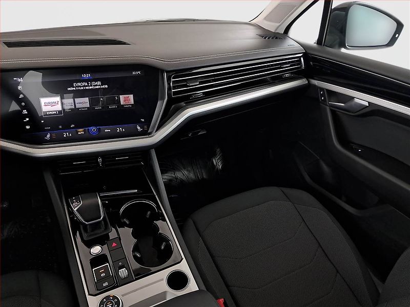 Volkswagen Touareg (2020) 3.0 TDI - fotka 8 z 19