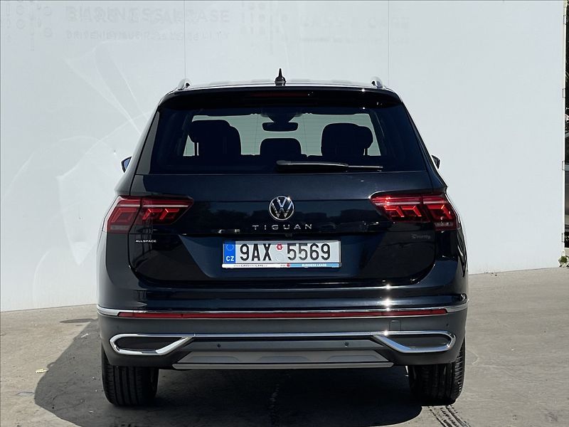 Volkswagen Tiguan Allspace 1,5 TSI DSG Elegance MatrixLED - fotka 22 z 23
