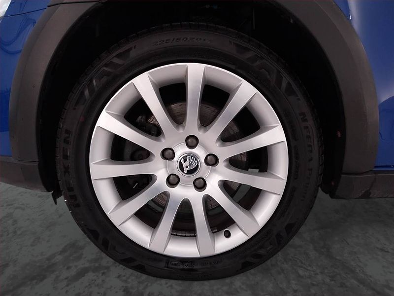 Škoda Octavia (2018) Scout 2.0 TDI, 4X4, Automat - fotka 15 z 23