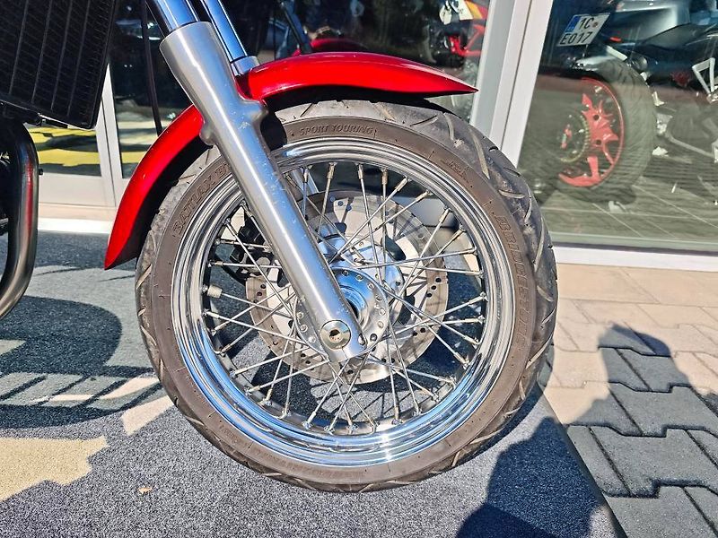 Triumph Legend TT (2001) - fotka 11 z 19