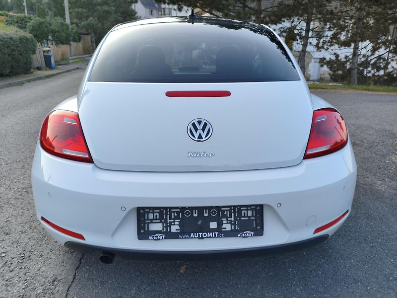 Volkswagen Beetle (2015) 1,2 TSI Club - fotka 10 z 33
