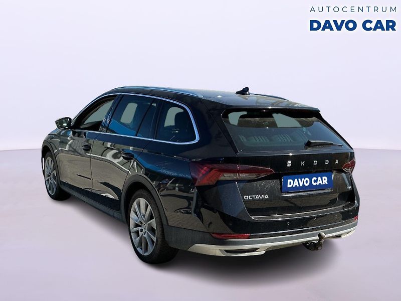 Škoda Octavia 2,0 TDI 147kW 4x4 DSG Scout - fotka 2 z 12