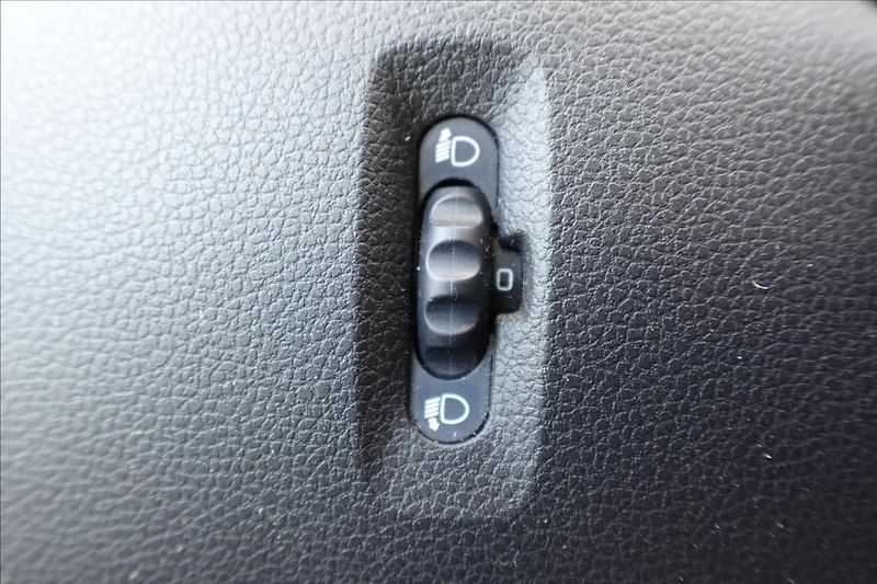 Renault Master 2,3 DCI  SKŘÍŇ CHLAĎÁK KLIMA - fotka 17 z 26