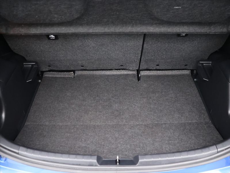 Toyota Yaris 1,5 VVT-i 82kW CZ Tažné Aut.kl - fotka 10 z 31