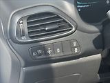 Hyundai i30 1,5 T-GDI 103kW Family - náhled 11