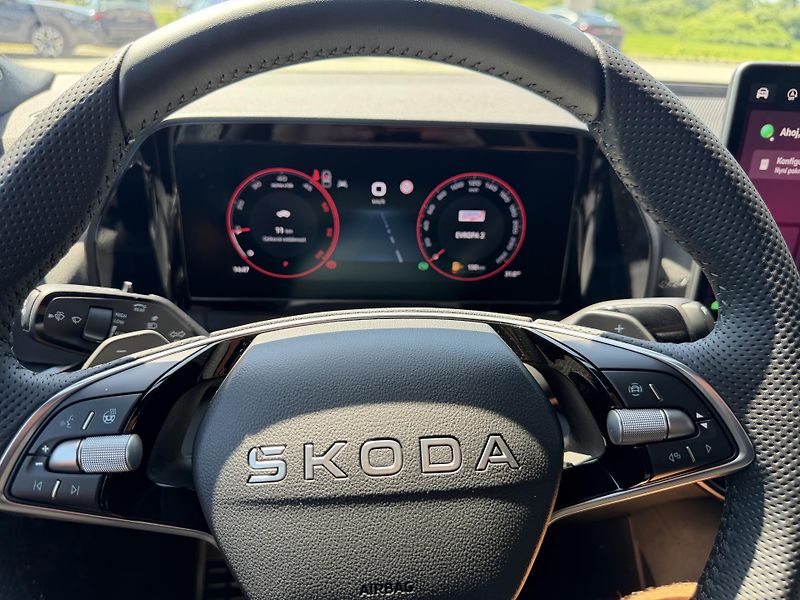 Škoda Kodiaq (2026) 2.0TDI 142kW 4X4 SP TZ NT Z5L! - fotka 40 z 46
