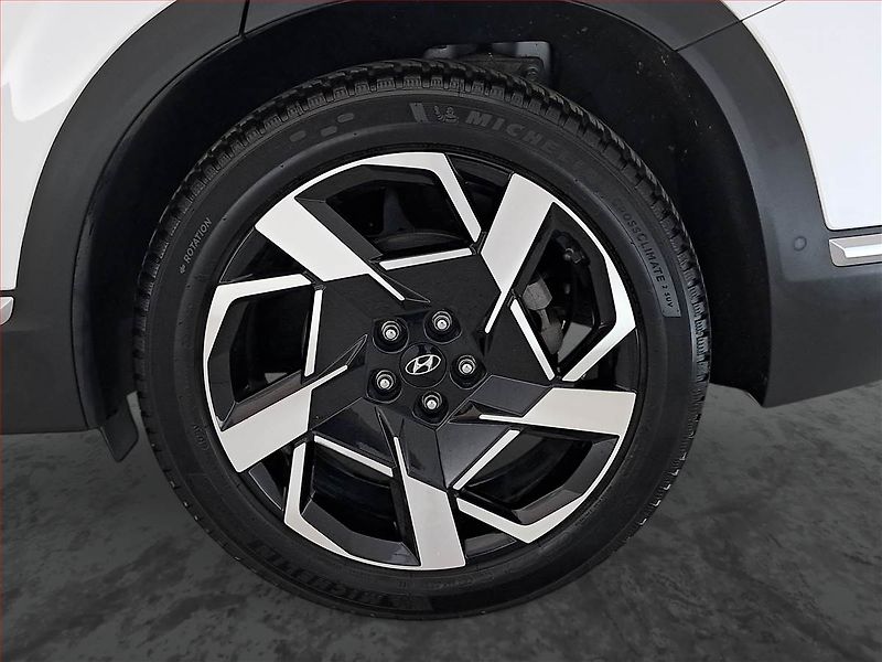 Hyundai Santa Fe (2022) Premium 2.2 CRDi - fotka 15 z 23