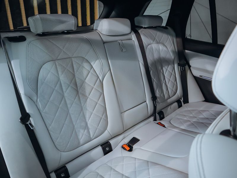 BMW X5 30d xDrive, M-Paket - fotka 18 z 20