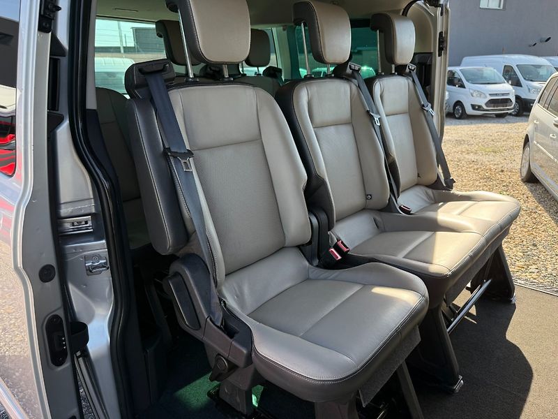 Ford Tourneo Custom (2016) 2.0TDCi 96kW *L2H1*ALU*Tažné* - fotka 19 z 24