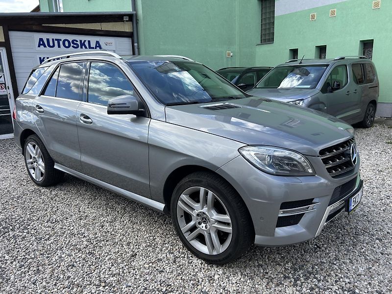 Mercedes-Benz Třídy M (2012) ML 350 190 KW naj 219 tis km - fotka 5 z 31