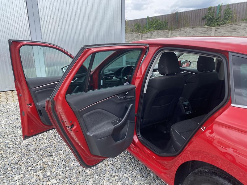 Škoda Scala 1.0i G-TEC STYLE CZ DPH LED 1A - fotka 101 z 156