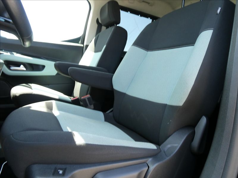 Citroën Berlingo 1,5 BlueHDi96kW LONG 1.maj,AT8 - fotka 32 z 48