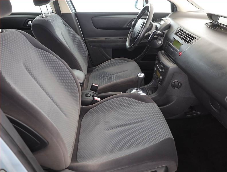 Citroën C4 (2007) 1.6 HDi, Automat, Serv.kniha - fotka 7 z 13