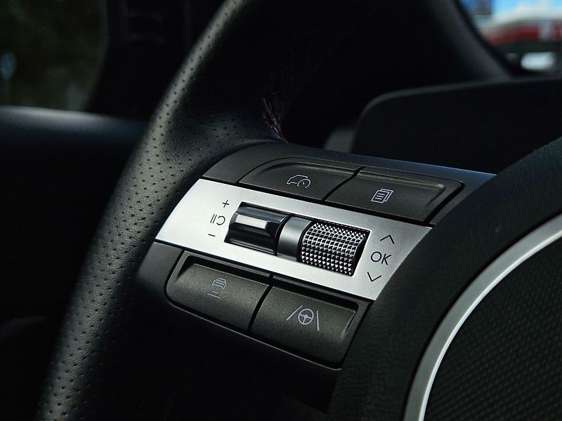 Hyundai Kona 1.6T-GDi DCT NLine Technology - fotka 17 z 33