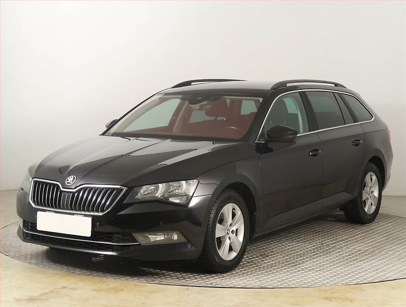 Škoda Superb (2017) Ambition Plus 2.0 TDI, Navi - fotka 2 z 21