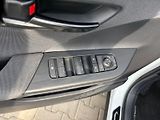 Toyota C-HR 2,0 HEV e-CVT Style - náhled 12