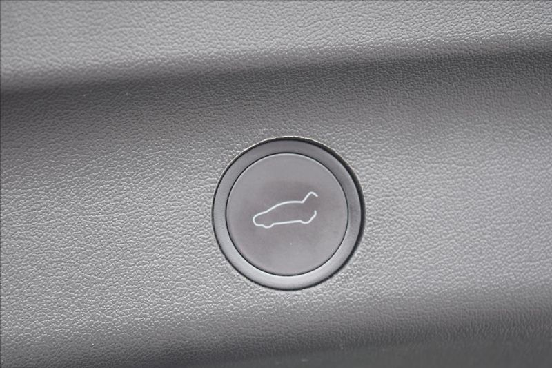 Tesla Model Y 0,0 393KW PERFORMANCE ZÁRUKA - fotka 20 z 24