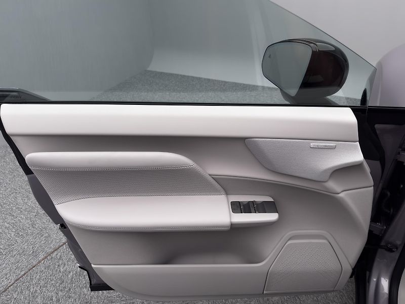 Volvo EX60 (2026) P10 AWD ELECTRIC ULTRA TWIN - fotka 7 z 25