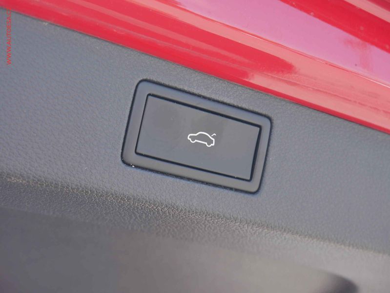 Škoda Kamiq (2021) 1.0 TSi, Style, park. kamera - fotka 21 z 21