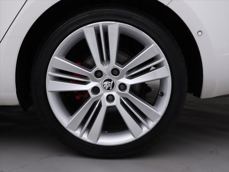 Škoda Octavia RS 2.0 TDI 135kW DSG - fotka 28 z 35