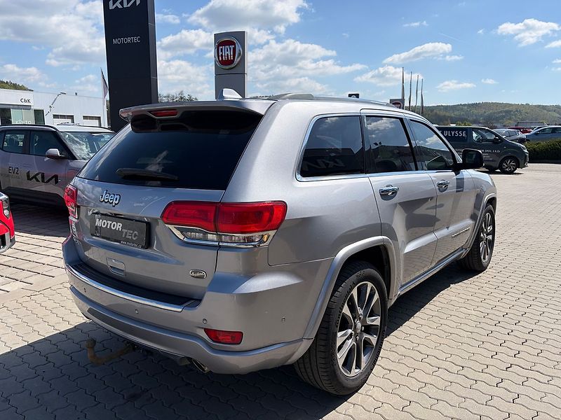 Jeep Grand Cherokee - fotka 3 z 10
