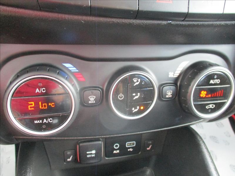 Fiat Tipo 1,4 i 16V, digiklima,Zamluven - fotka 23 z 40