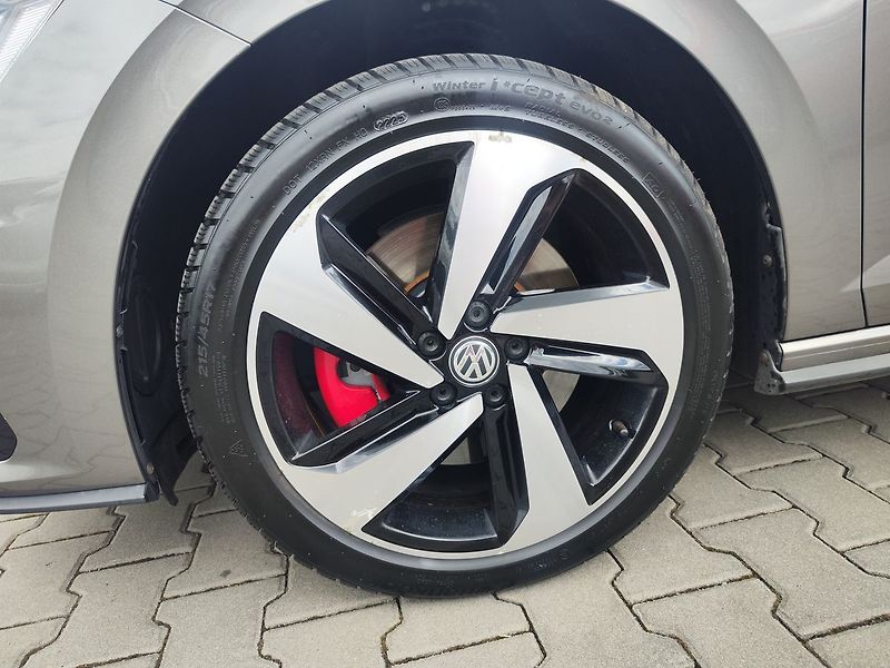 Volkswagen Polo 2.0 TSi/147kW GTI DSG - fotka 27 z 27