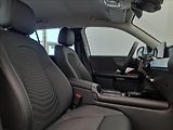 Mercedes-Benz GLB 220 4MATIC - náhled 15