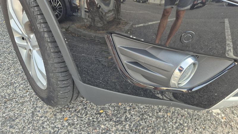 Ford Kuga (2011) 2.0 TDCi 4x4 Titanium, ČR - fotka 38 z 52