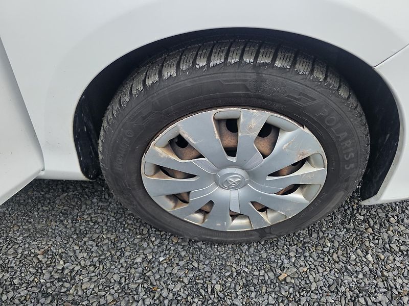 Toyota Yaris 1.0 VVTi Klimatizace  - fotka 5 z 19