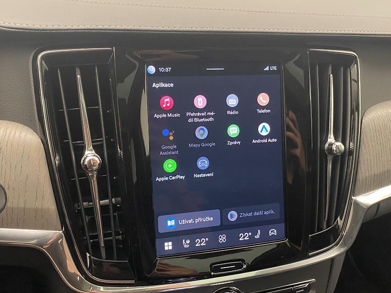 Volvo V90 T8 AWD RECHARGE BRIGHT ULTRA - fotka 8 z 58
