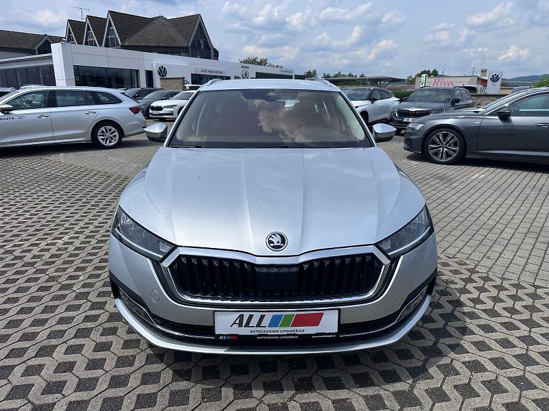 Škoda Octavia 2.0 TDI Style - fotka 7 z 15