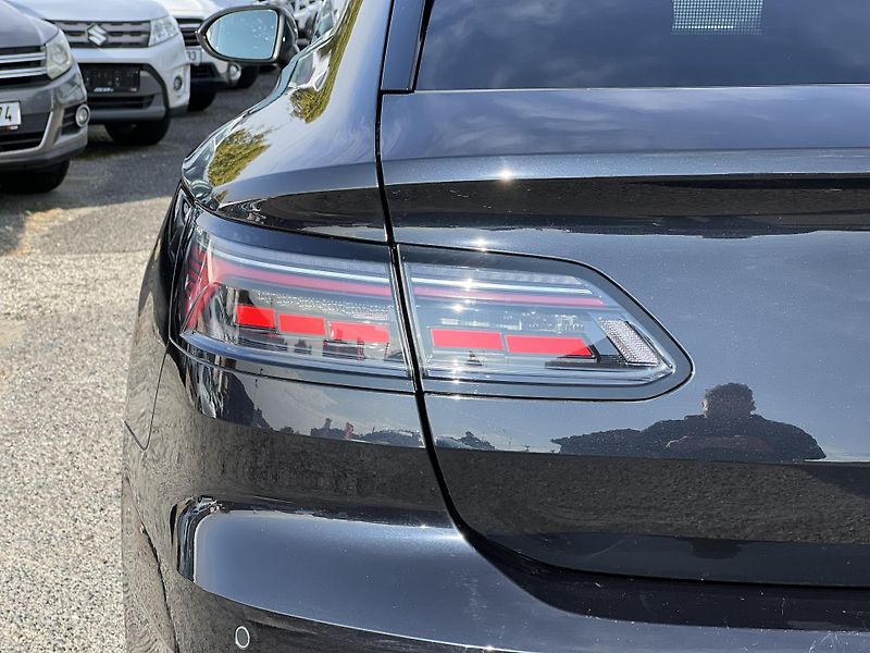 Volkswagen Arteon R-Line 2.0TDi 4x4 MAX VÝBAVA - fotka 57 z 61
