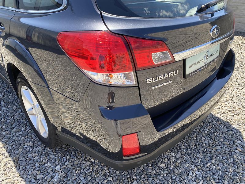 Subaru Outback 2.5i 170PS 4x4 BIFUEL PAN NAVI - fotka 38 z 157