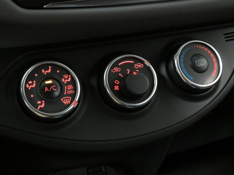 Toyota Yaris - fotka 19 z 23
