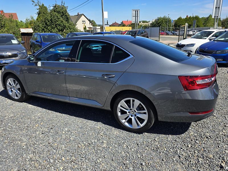 Škoda Superb 2.0TDI 110KW DSG STYLE+ TZ. ČR - fotka 3 z 50