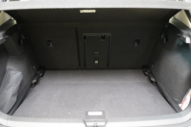 Volkswagen Golf - fotka 24 z 24