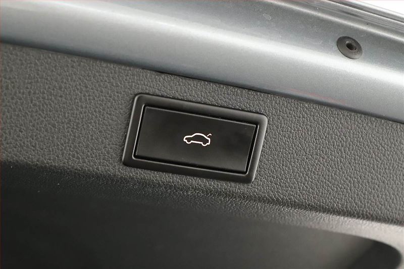 Škoda Superb (2021) Laurin&Klement 2.0 TDI - fotka 20 z 20