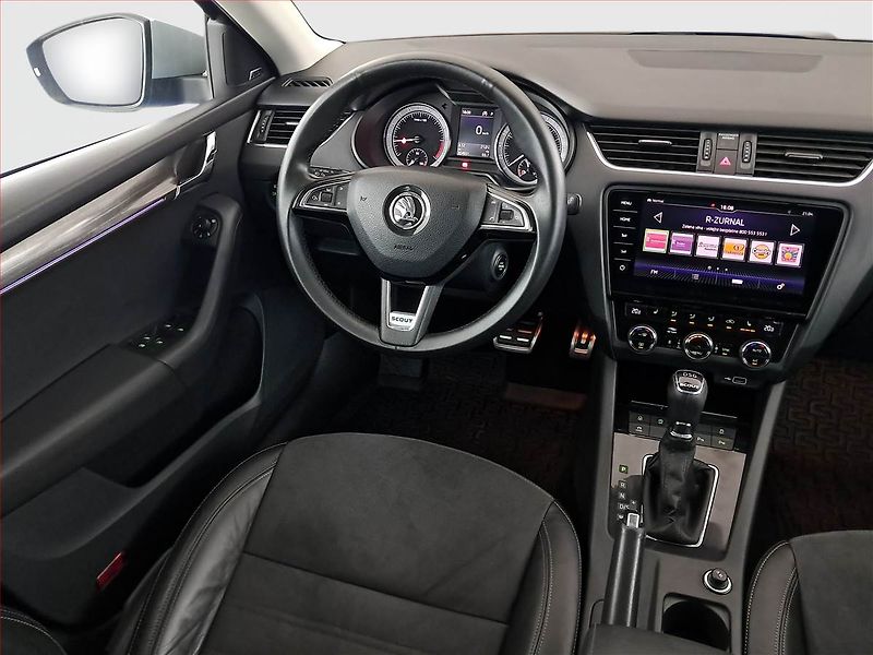 Škoda Octavia (2017) Scout 2.0 TDI, 4X4, Automat - fotka 7 z 19