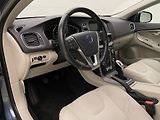 Volvo V40 D2 MOMENTUM CZ 1.maj. - náhled 3