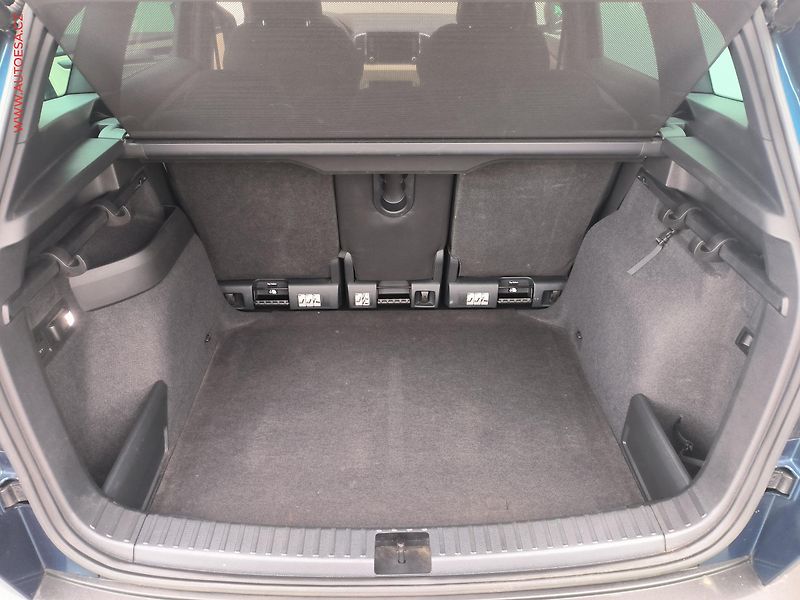 Škoda Karoq (2018) 1.5 TSi, Style, DSG, panor - fotka 7 z 26