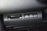 Peugeot 3008 1,6 i 88KW ALU NAVI PANORAMA - náhled 26