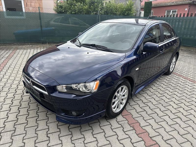 Mitsubishi Lancer 1,6 1.majitel - fotka 8 z 22
