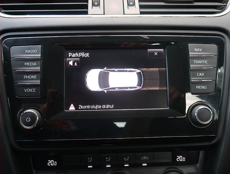 Škoda Octavia (2015) Ambition 2.0 TDI, Automat - fotka 17 z 20