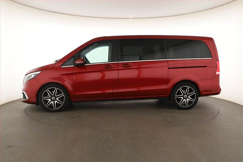 Mercedes-Benz Třídy V (2019) 300 d 4MATIC, ČR, DPH - fotka 3 z 26