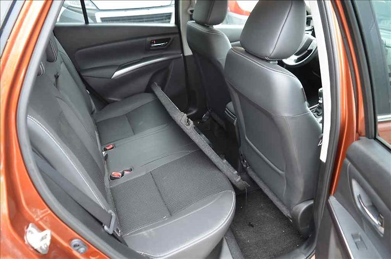 Suzuki SX4 (2023) 1,4 BOOSTERJET - fotka 20 z 21