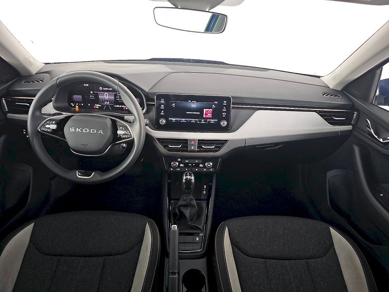 Škoda Kamiq (2025) 1.0TSI 85kW DSG TOP SELECTION - fotka 6 z 30